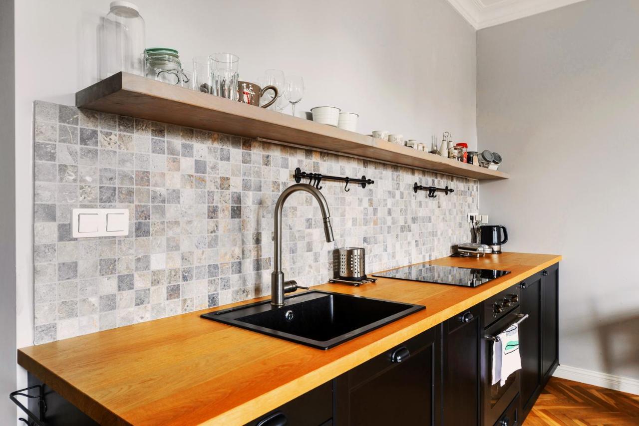 Designer Flat In The Heart Of Old Town Appartement Warschau Buitenkant foto