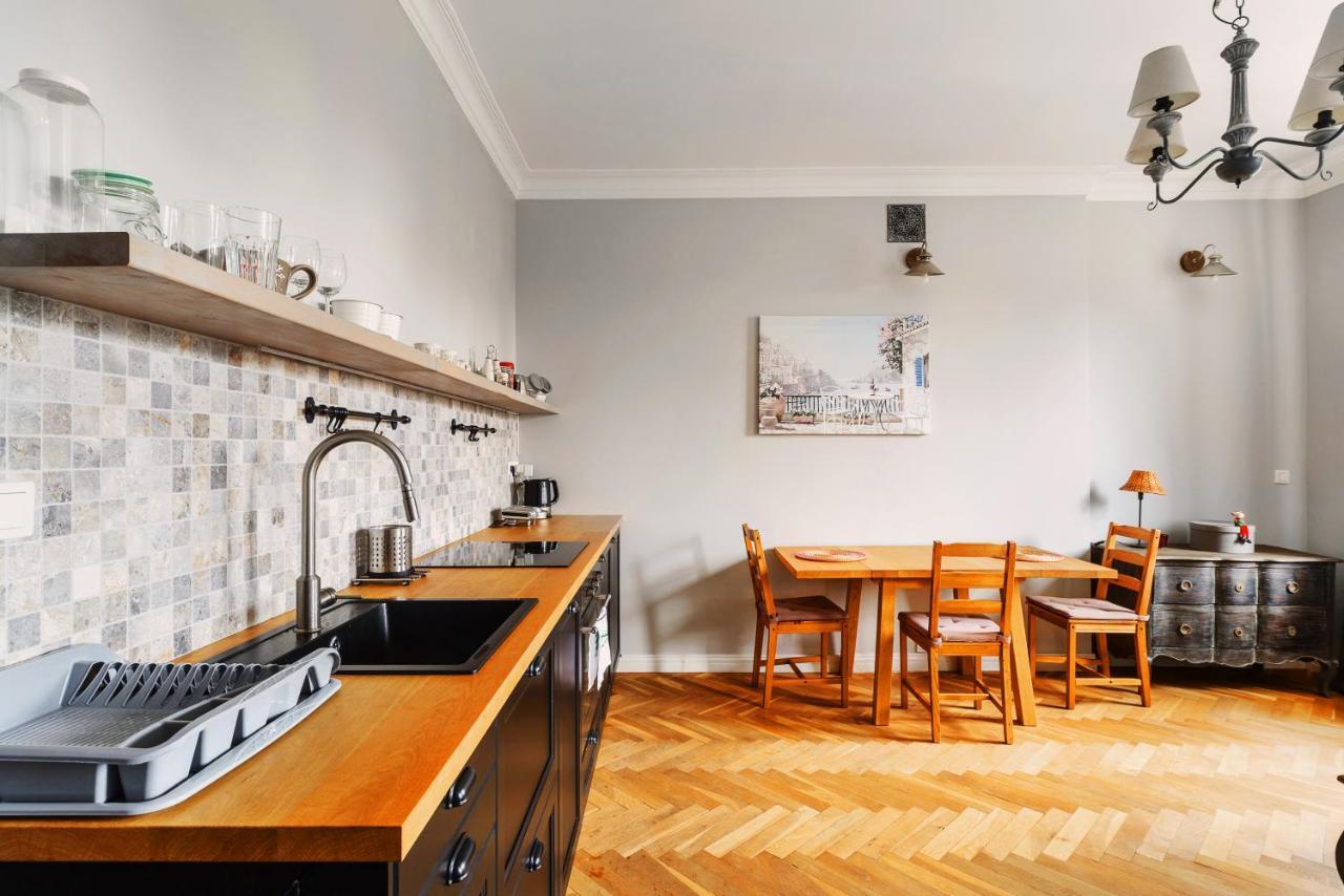 Designer Flat In The Heart Of Old Town Appartement Warschau Buitenkant foto
