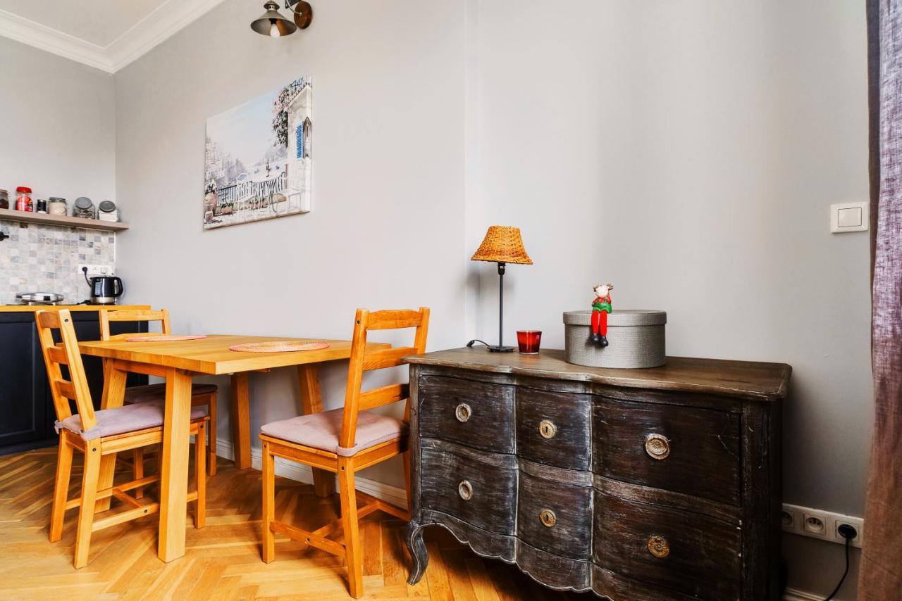 Designer Flat In The Heart Of Old Town Appartement Warschau Buitenkant foto